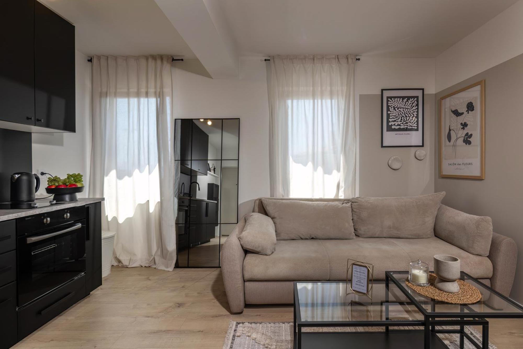 Agostini - Contactless Apartments Vukovarska 리예카 객실 사진